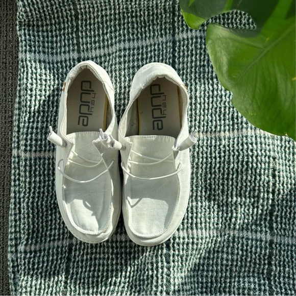 Hey Dude Cream Sneakers - Picture 1 of 4